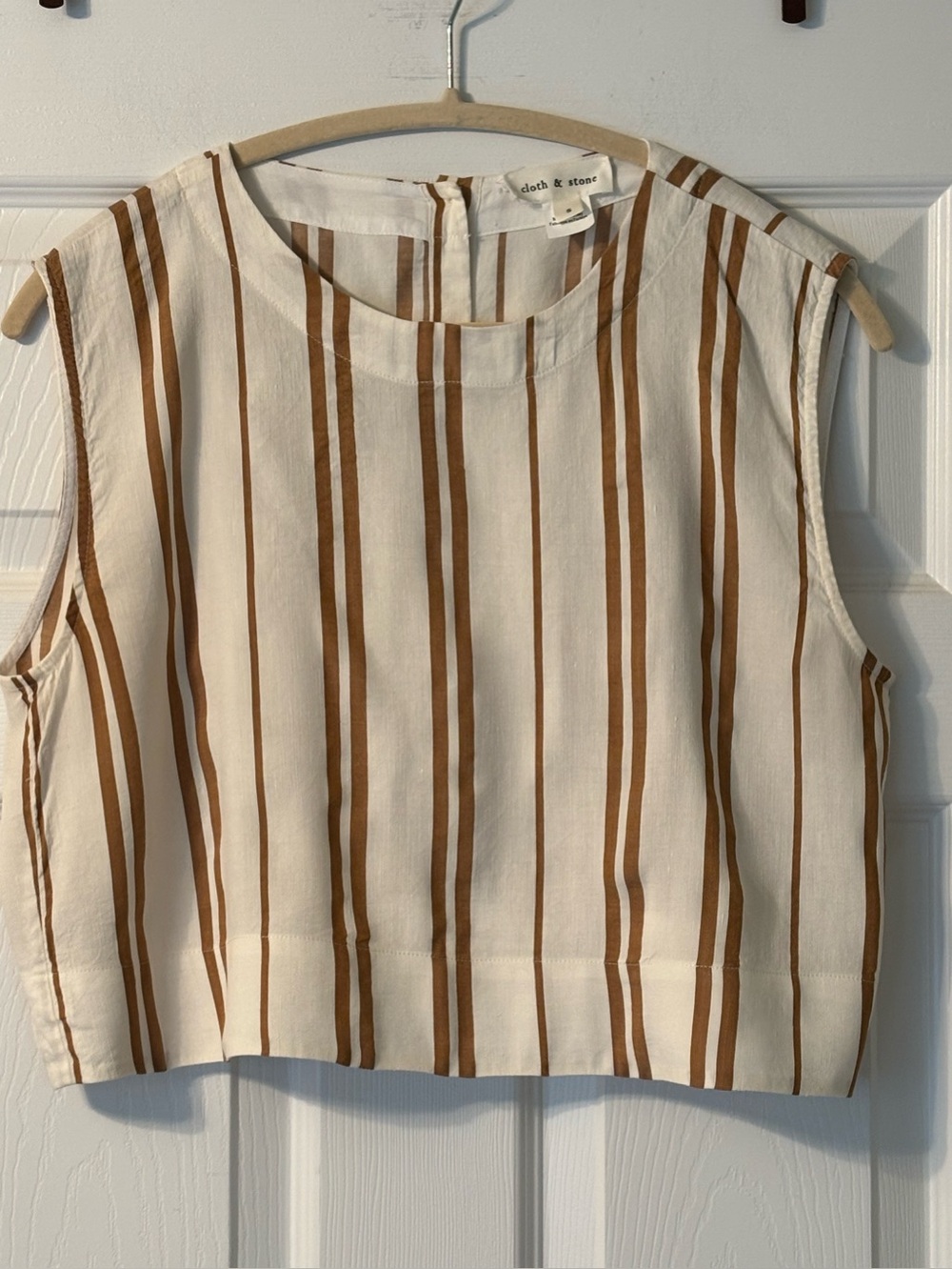 Anthropologie Cloth & Stone Linen Blend Boxy Button Back Tank Size S EUC